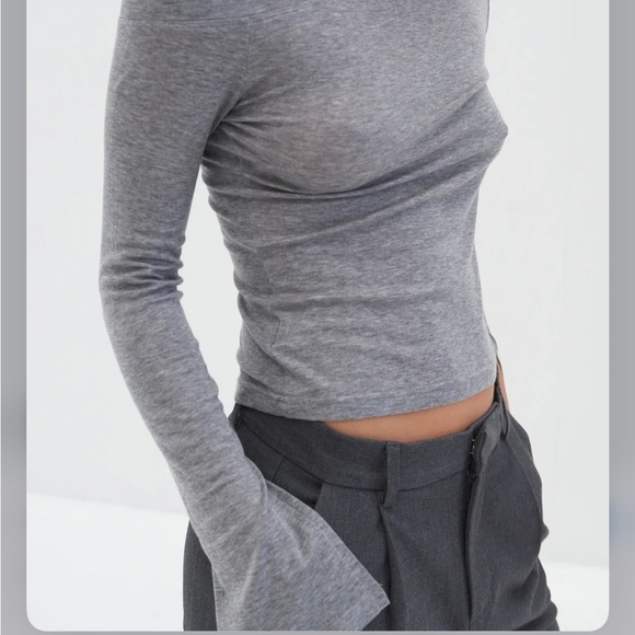 Style Addict Gray Off-Shoulder Top - Picture 2 of 5